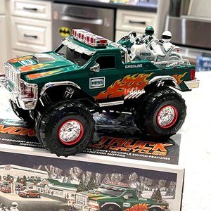 Hess Monster Truck Motocycles Lights Sound Pull Back Action 2007 Vehicles Realis